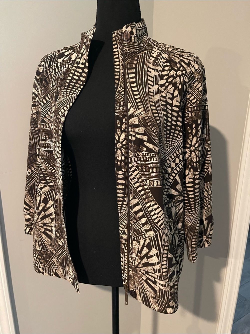 Chico's Black and Cream Patterned Open-Front Jacket